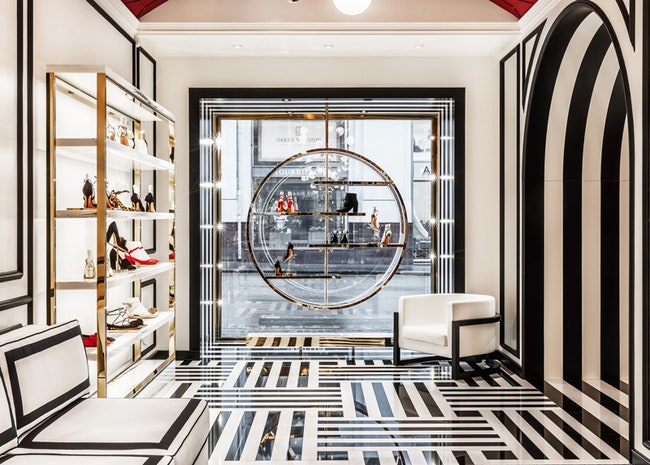 Бутик Aquazzura в Москве первый магазин обувного бренда на Петровке | Admagazine