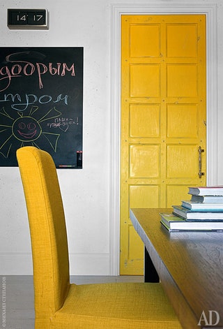 Квартира в Москве бюро Korneev Design Workshop. Нажмите на фото чтобы посмотреть все интерьеры квартиры....