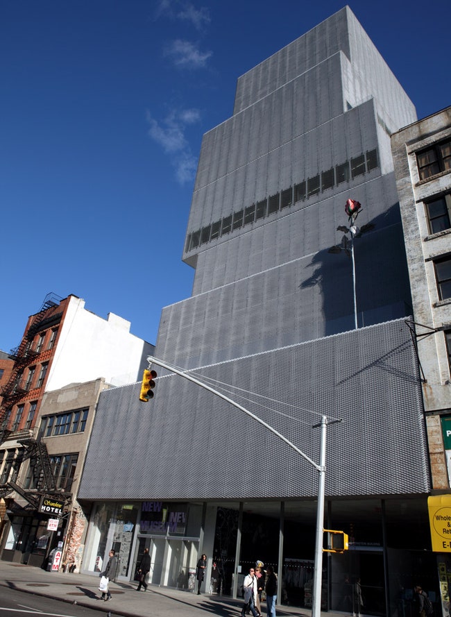 Новый музей современного искусства в Манхэттене НьюЙорк 2005.