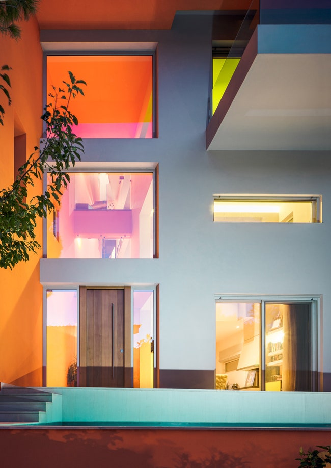 Дом в Афинах вдохновленный кубиком Рубика от архитекторов Kipseli Architects | Admagazine