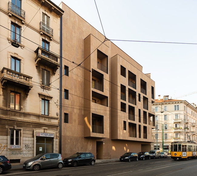 Современное здание в историческом районе Милана проект студии Modourbano | Admagazine