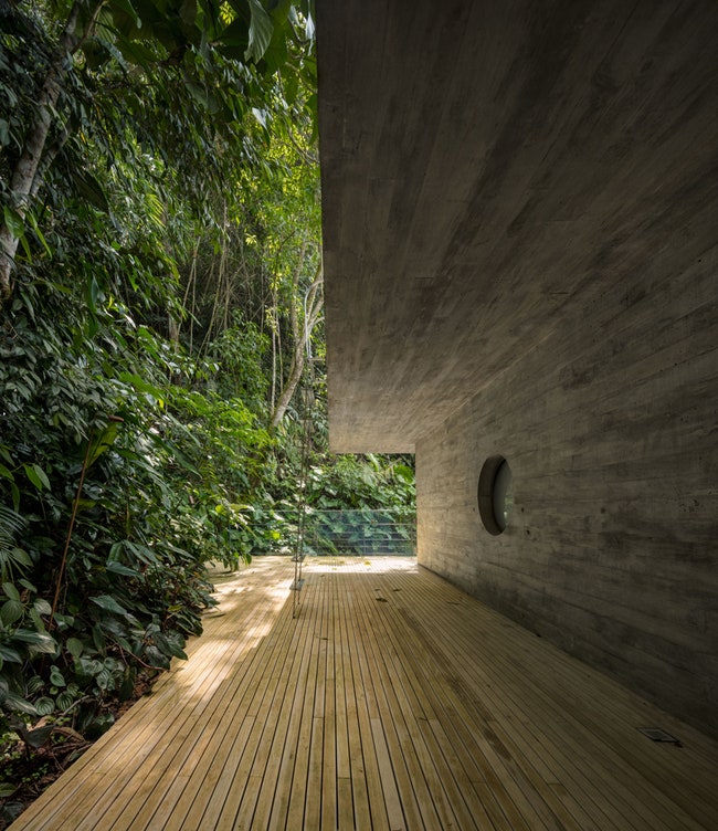 Дом в джунглях в Бразилии трехэтажное здание от Studio MK27 | Admagazine