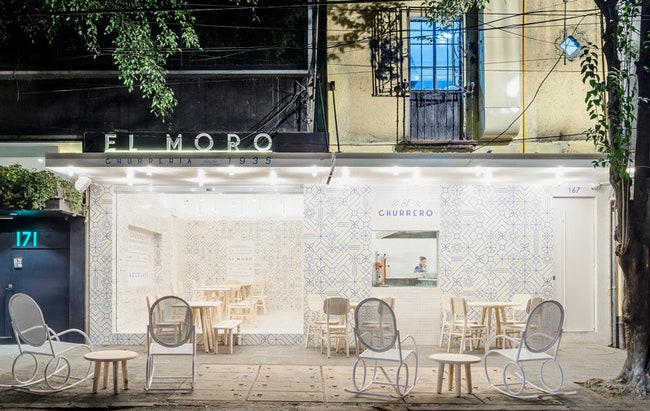 Кафе чуррерия в Мехико интерьеры после ремонта от концептбюро CadenaAcociados | Admagazine