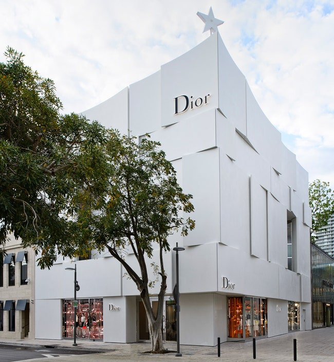 Бутик Dior для женщин в Майами в Design District от студии Barbarito Bancel Architectes | Admagazine