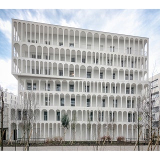 Жилой комплекс в Париже по проекту бюро Antonini Darmon.