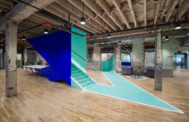 Коворкинг сети Coworkrs в Бруклине в Raw NYC Space по проекту студии Leeser Architects | Admagazine