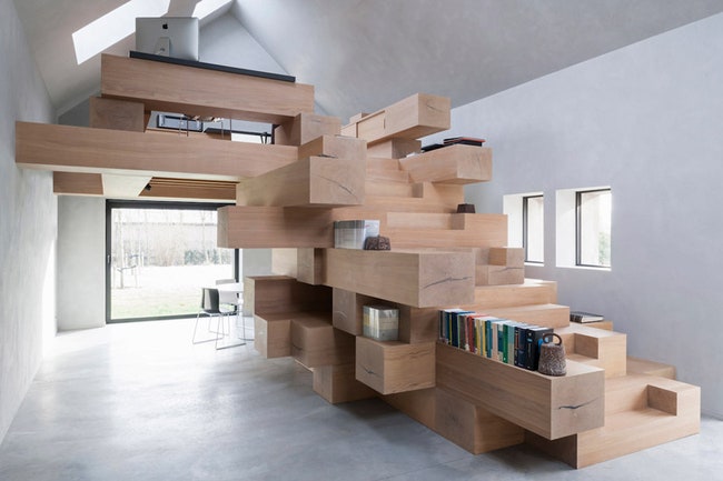 Офис в амбаре в Бельгии с конструкцией из деревянных брусьев | Admagazine