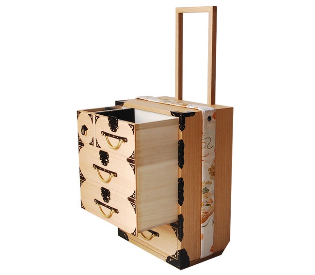 Деревянный чемоданкомод