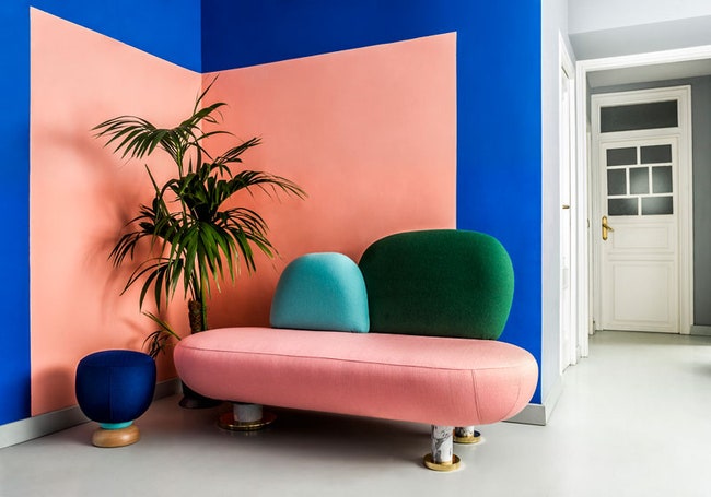 Офис бюро испанской студии Masquespacio в Валенсии яркие цвета и геометрические формы | Admagazine