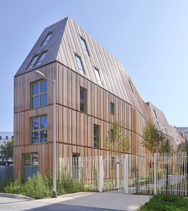 Жилой комплекс в Париже социальное жилье на территории принадлежавшей заводам Renault | Admagazine