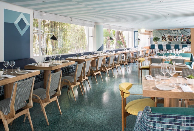 Проект Келли Уирстлер ресторан Viviane в БеверлиХиллз в стилистике отеля Avalon | Admagazine