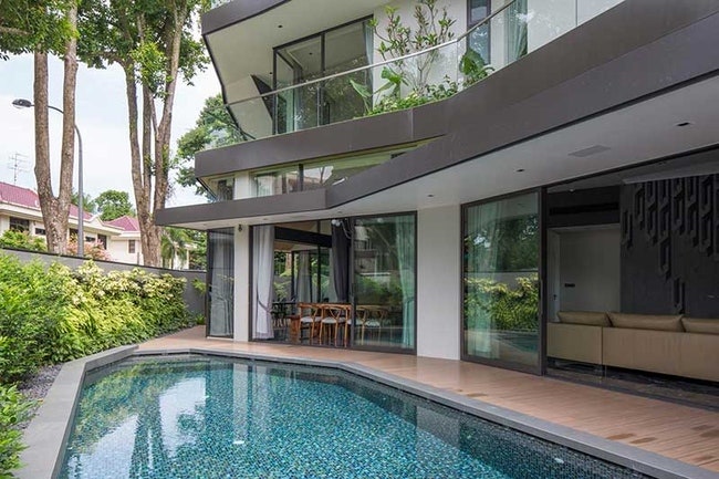 Дом со спиральной верандой в Сингапуре