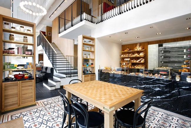 Французское кафе Le Vrai в Милане фото интерьеров от дизайнера Карин Левкович | Admagazine