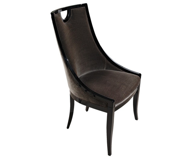 Обеденный стул Kanto из коллекции Dècor дерево шпон эбенового дерева хромированная сталь Capital.
