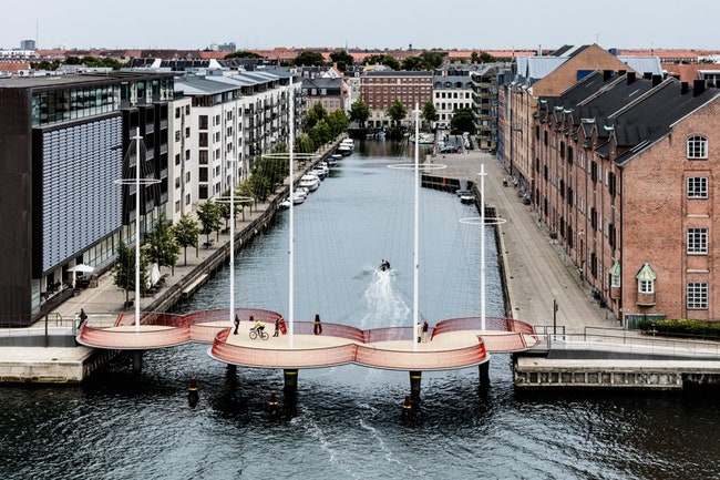 Мост с мачтами в Копенгагене