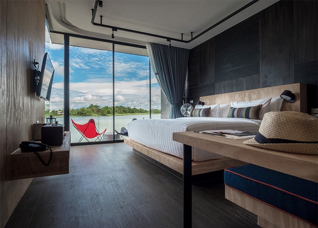 Плавучий отель XFloat в Таиланде цепочка из вилл на понтонах на реке Квай | Admagazine