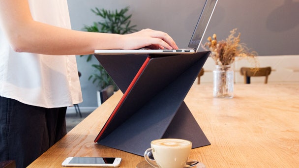 Levit8 складная подставка под ноутбук оригами для работы в положении стоя | Admagazine