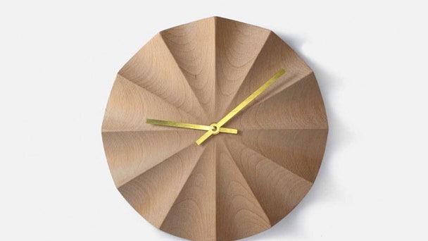 Часы Do Not Disturb без циферблата от дизайнера Эрнеста Переры | Admagazine