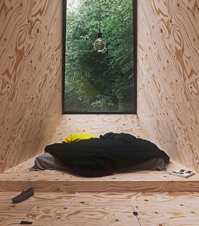 Лесной домик для чтения и отдыха