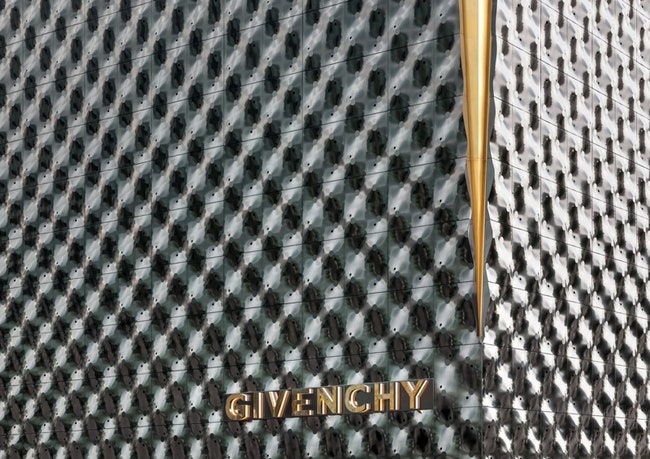 Бутик Givenchy в Сеуле