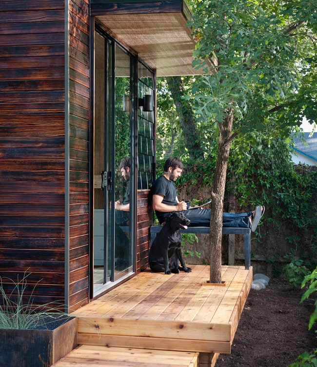 Домашний офис в саду павильоны Sett Studio из трехслойных СИПпанелей | Admagazine