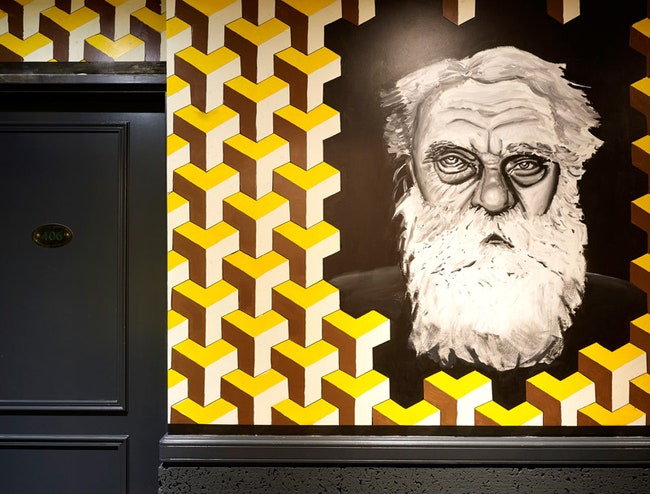 Дизайнерский бутикотель Gaston в Париже стритарт в оформлении интерьеров | Admagazine