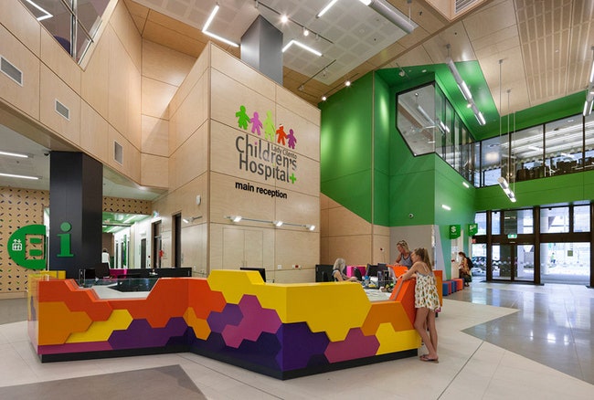 Дизайн детской больницы Lady Cilento в Брисбене вдохновленный большим деревом | Admagazine