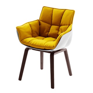 Кресло из коллекции Husk массив дуба текстиль дизайнер Патриция Уркиола BB Italia.