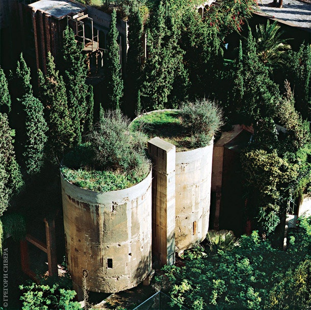 Дом в Барселоне в здании цементного завода офис Taller de Arquitectura и апартаменты | Admagazine