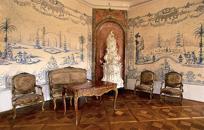 Китайские гостиные были буквально в каждом доме в том числе и во дворце Эстерхази в Австрии.