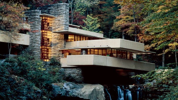 Дом над водопадом в Пенсильвании построенный Фрэнком Ллойдом Райтом для семьи Кауфманн | Admagazine