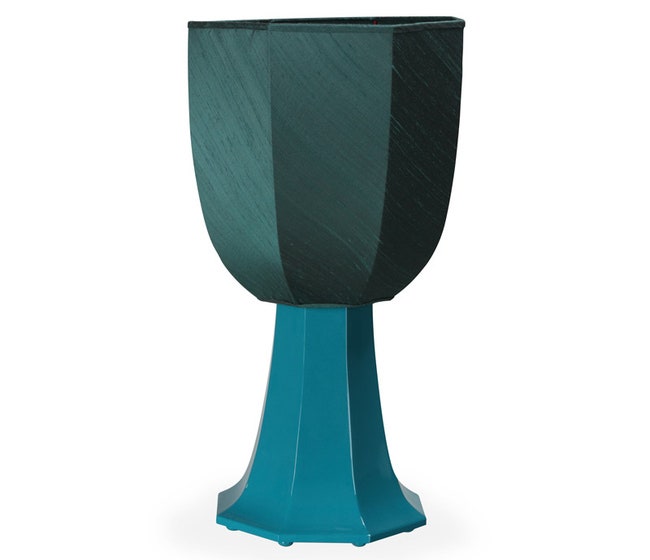 Настольная лампа Calice металл текстиль дизайн Пьеро Манара.