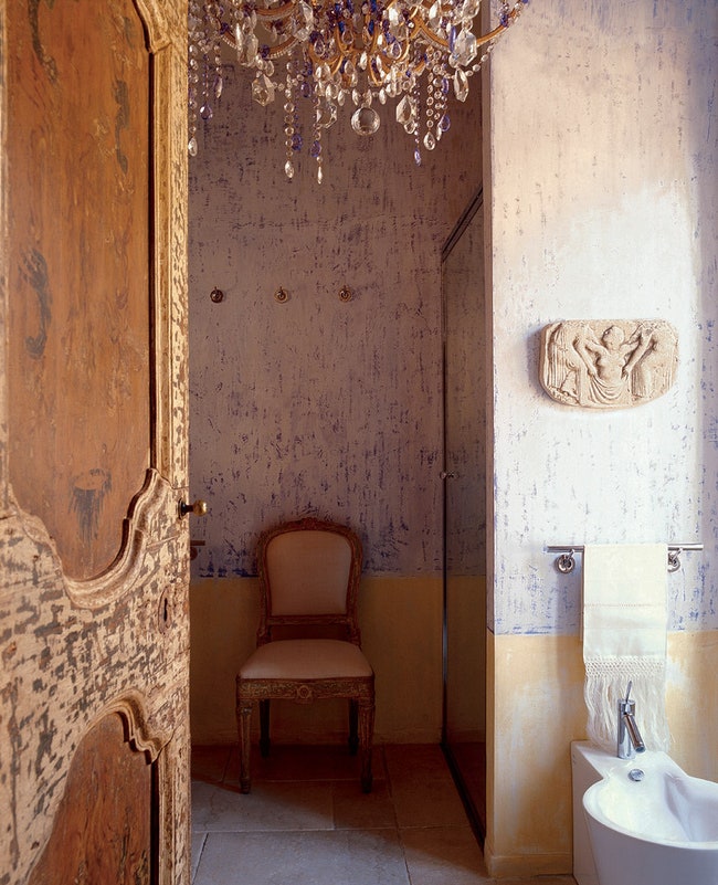 Квартира в Риме в бывшей мастерской Рафаэля фото интерьеров под старину | Admagazine