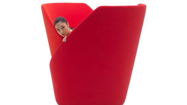 Кресло Tuttomio в форме бутона для марки Campeggi работа дизайнера Эмануэле Маджини | Admagazine