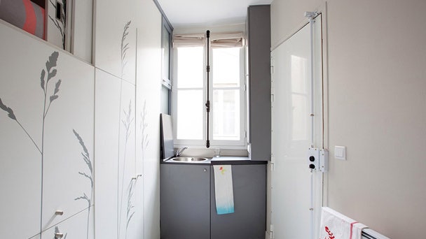 Квартира для няни в Париже на площади 8 кв.м в комнате горничной | Admagazine