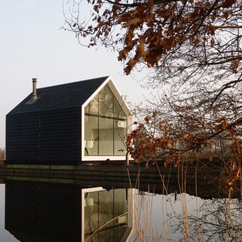 Дом-курорт на озере в Голландии