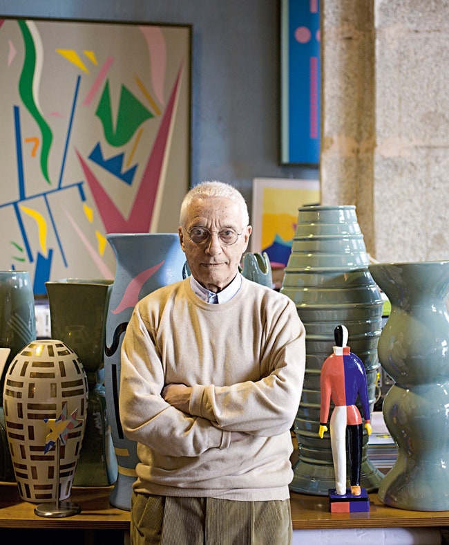 Алессандро Мендини родился в 1931 году. По образованию архитектор но больше известен как дизайнер. Один из основателей...