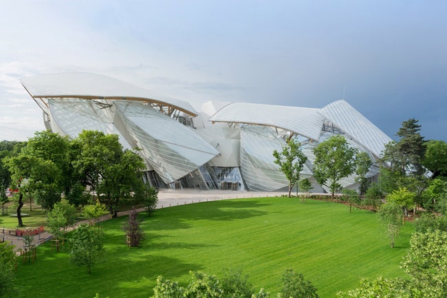 Fondation Louis Vuitton в Париже здание по проекту Фрэнка Гери | Admagazine
