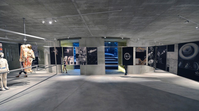 В честь Германа Поточника в Словениии открылся культурный центр в форме космической станции