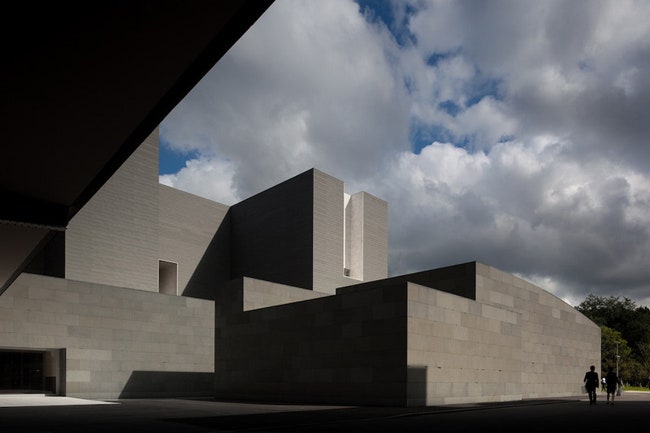 Алвару Сиза пост почитания выдающегося португальского архитектора