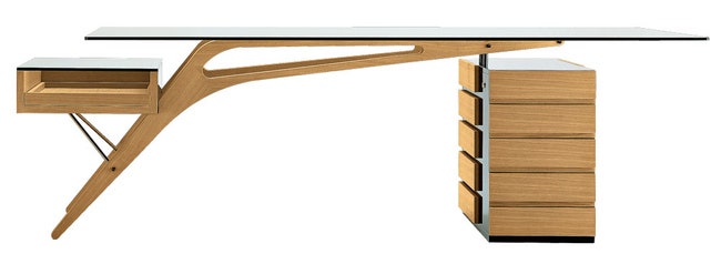Письменный стол по дизайну Моллино стал самым дорогим предметом мебели XX века проданным на торгах Christies. Эстимейт...