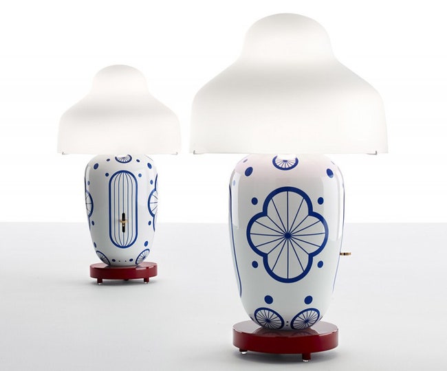 Настольные лампы в форме ваз для марки Parachilna от дизайнера Хайме Айона | Admagazine