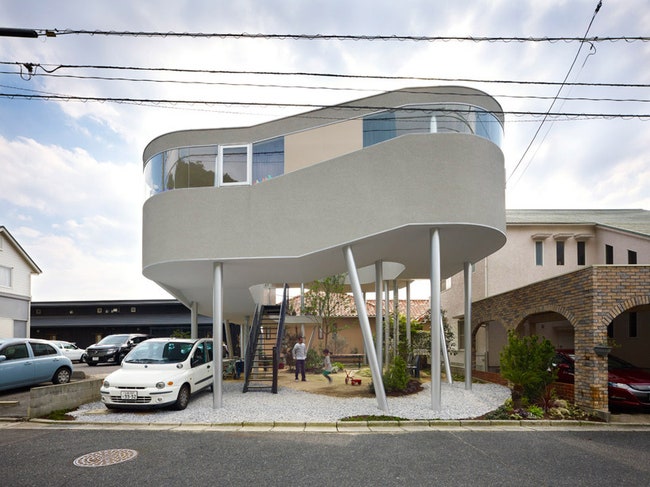 Уютное гнездышко над землей спиральный дом Toda House в Хиросиме Япония | ADMagazine