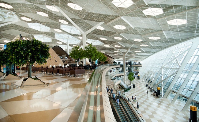 Терминал аэропорта в Баку от архитекторов Autoban Сейхана Оздемира и Сефера Каглара | Admagazine