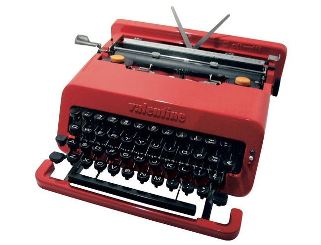 Портативная пишущая машинка Valentine Olivetti. Она была выпущена в 1969 году и сразу стала musthave всех модных...