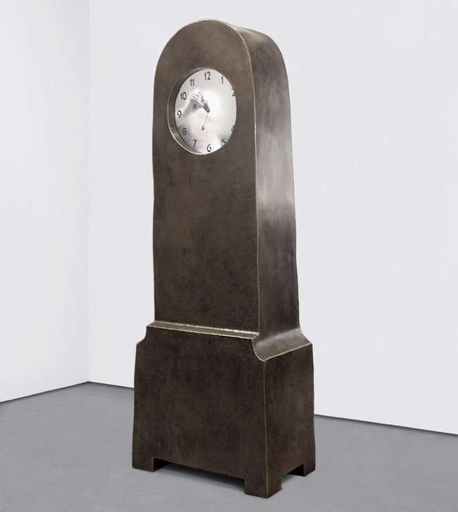 Часы Grandmother's Clock дизайнер Мартен Бас