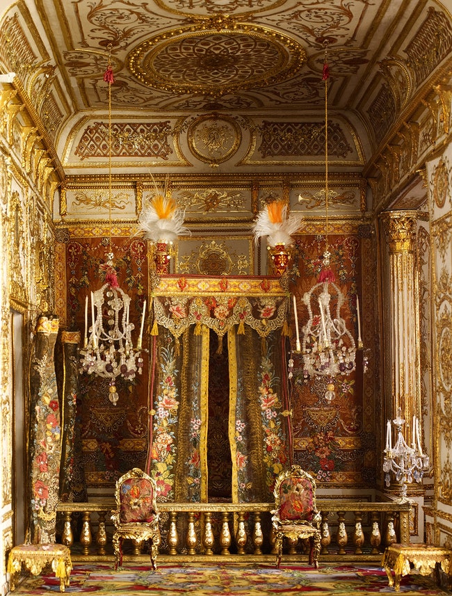 Макет спальни короля в стиле позднего ­Людовика XIV .