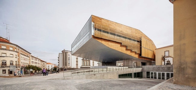 Культурный центр в Португалии