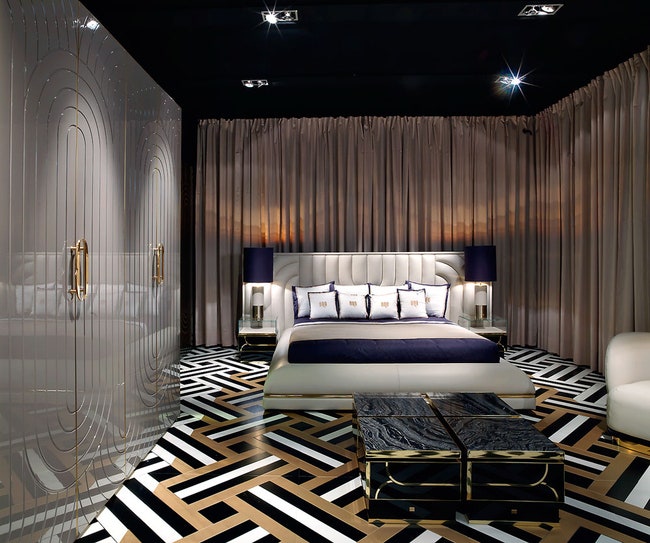 В 2013 году Ла Спада спроектировал для марки Besana коллекцию мебели для спальни и гостиной Oro и стенд на выставке iSaloni.