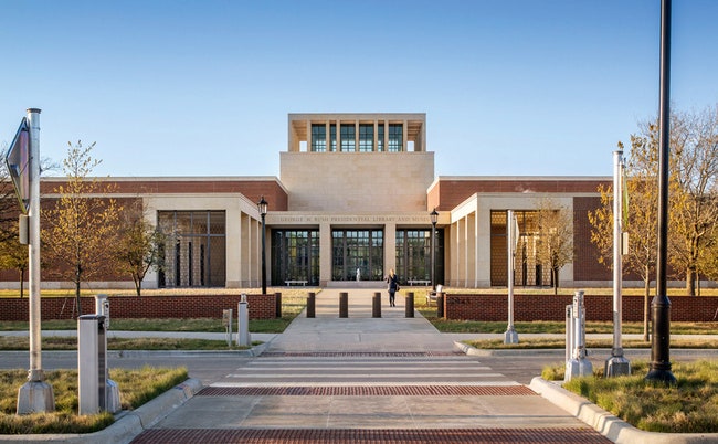 Президентский центр Джорджа У. Буша в Южном методистском университете Даллас Техас .